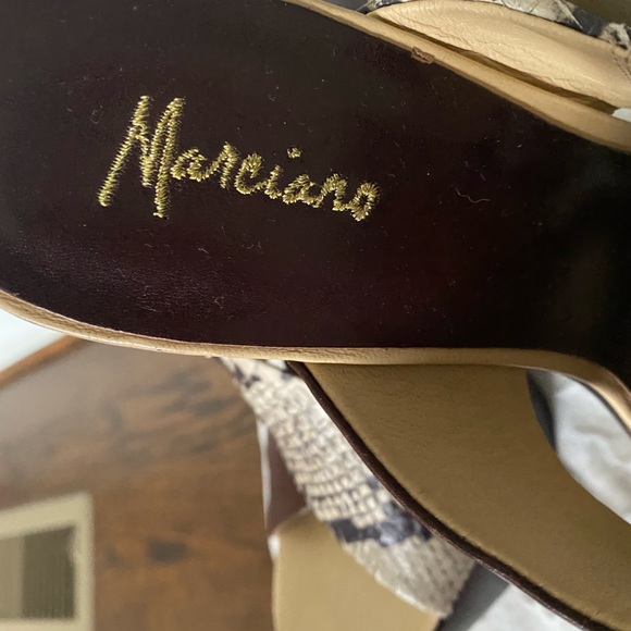 Marciano heels - Picture 4 of 5